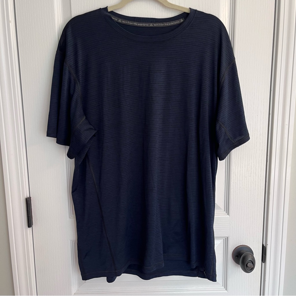 Men’s Prana Navy Blue Micro Striped Hardesty Workout Outdoors Hiking T-Shirt Xl